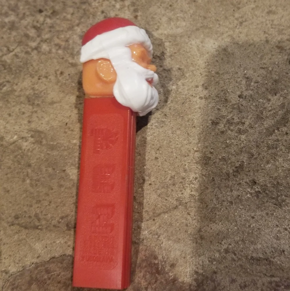 Vintage Santa Pez - Picture 3 of 7